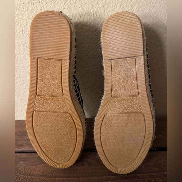 Johnny Was Black Multicolor Floral Espadrilles - Picture 5 of 8